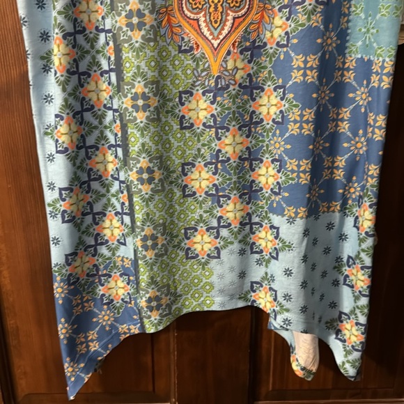 ONE WORLD Orange Graphic Short Sleeve Tee - Picture 3 of 9